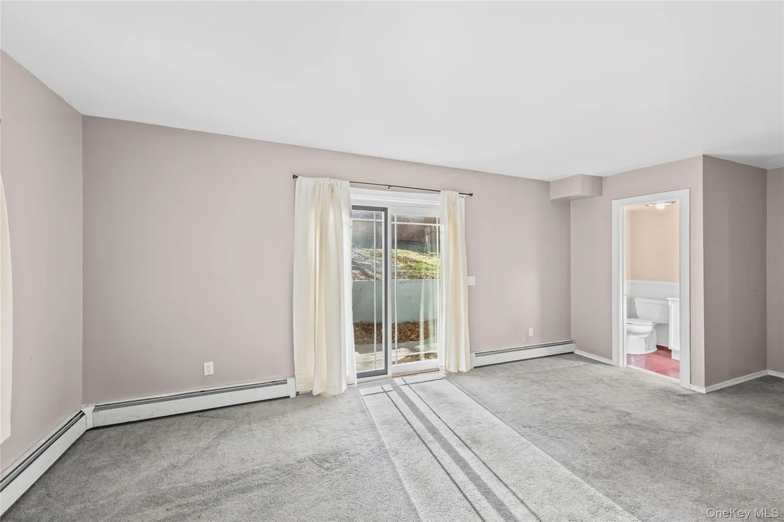 Photo of 10 Queen Drive