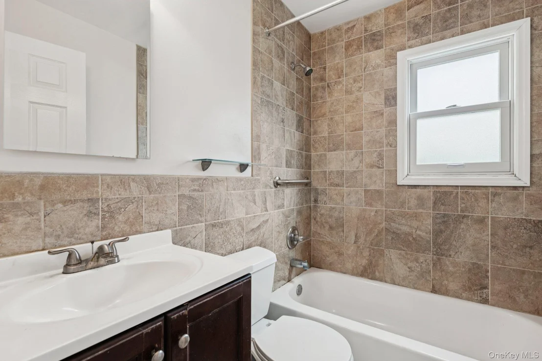 Photo of 105 Devon Road