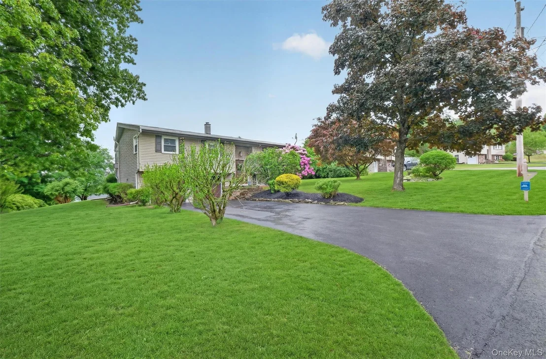 Photo of 1 Rockledge Road