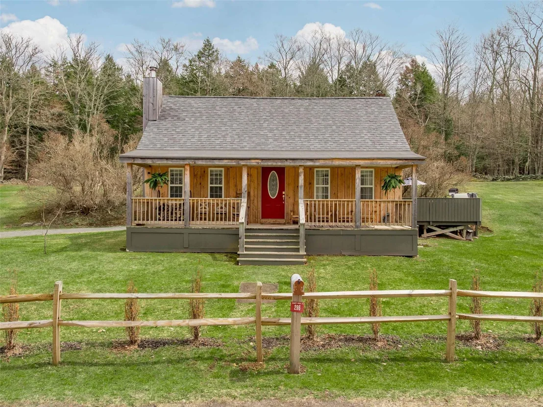 Photo of 296 Mitchell Hollow Rd