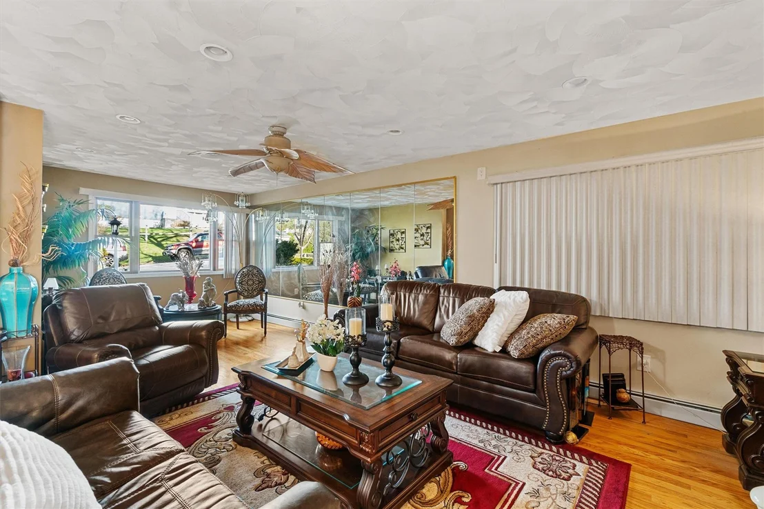 Photo of 62 Cayuga Drive