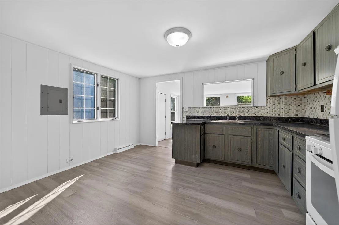 Photo of 34 Hurd Avenue