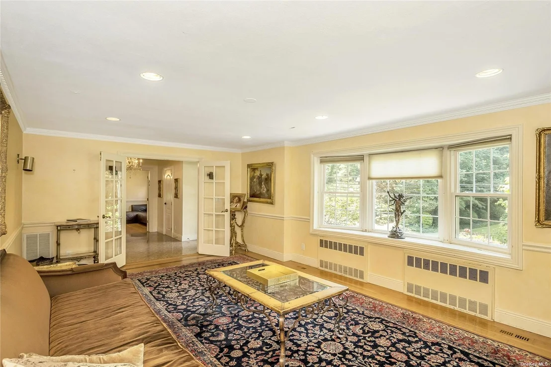 Photo of 100 The Intervale