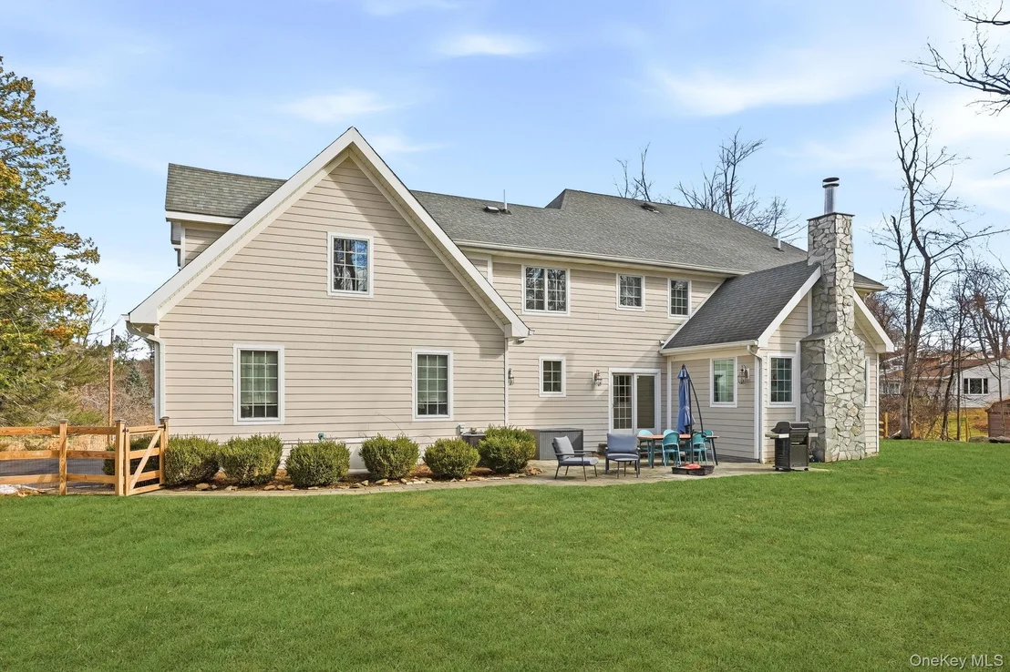 Photo of 16 Hall Road