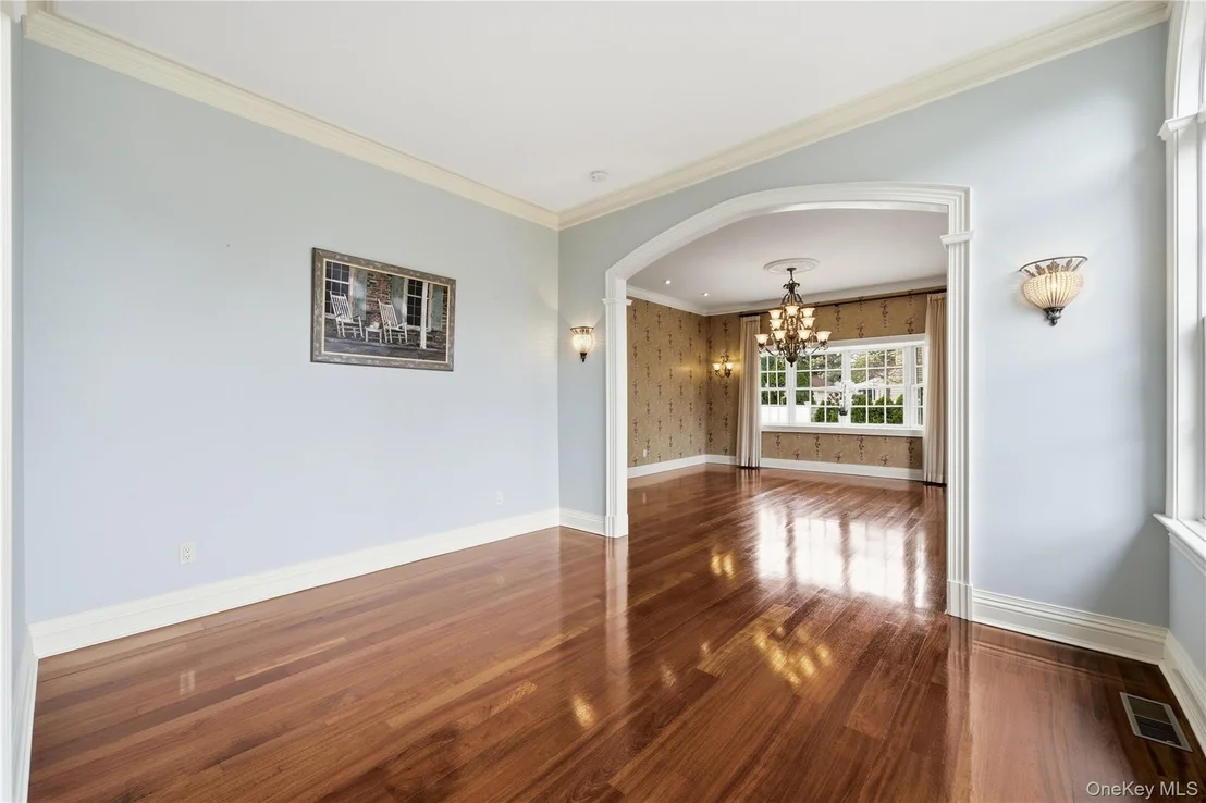Photo of 6 Sunhill Road