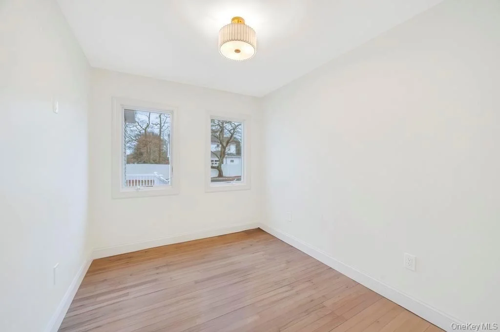 Photo of 92 Sunset Road