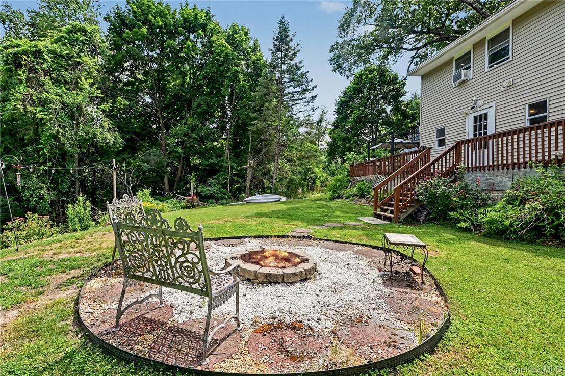 Photo of 74 Longfellow Drive