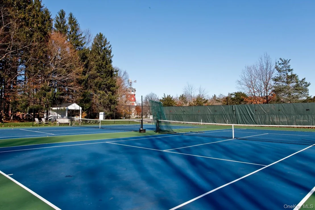 Photo of 6 Spruce Hollow