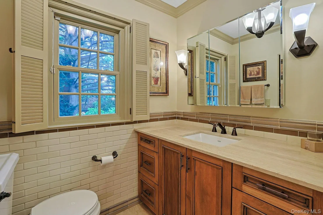 Photo of 72 Brookfield Road