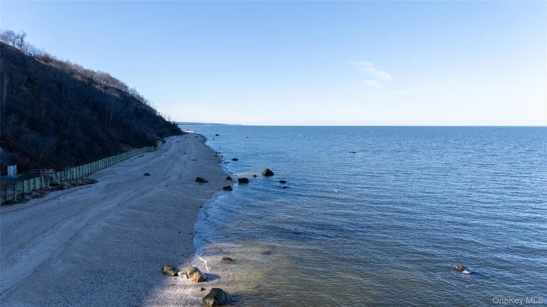 Photo of 136 Beach Road