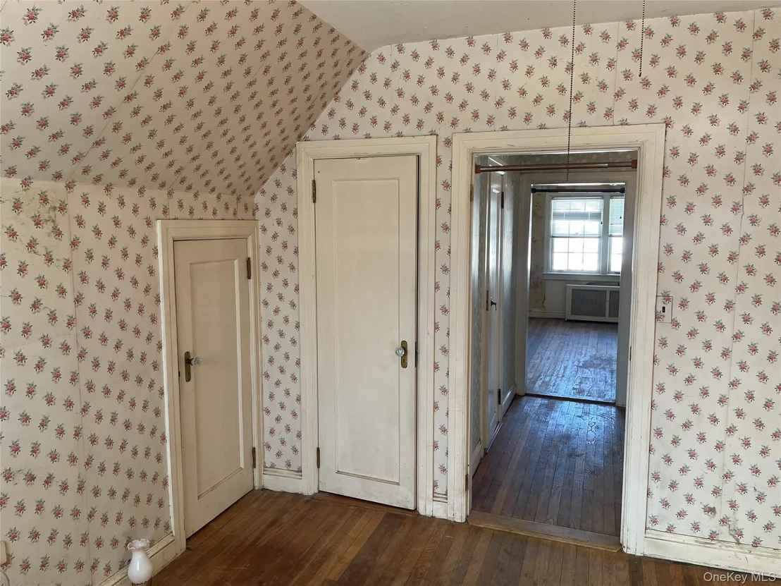 Photo of 39 McCollom Place
