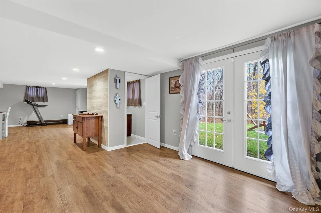 Photo of 8 Ridge Road