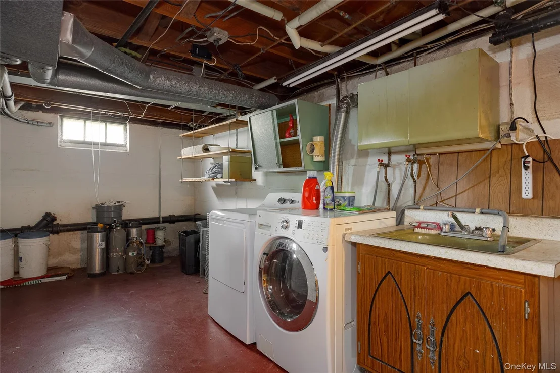 Photo of 31 Kingston Avenue