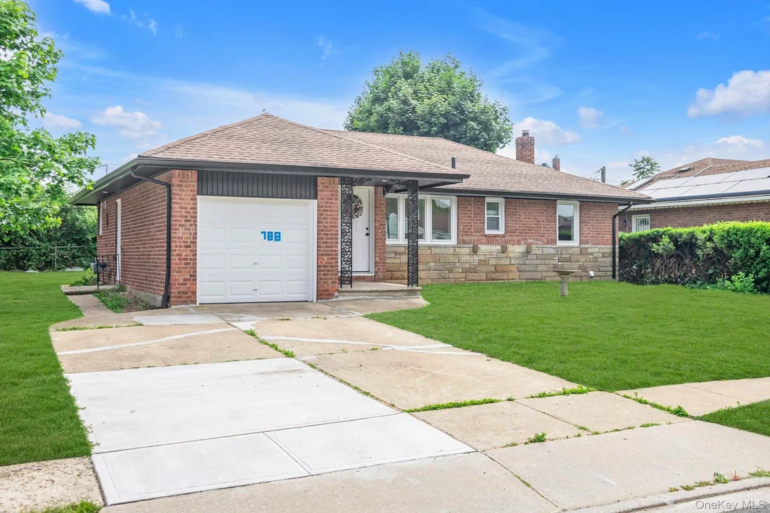Photo of 788 Dean Drive