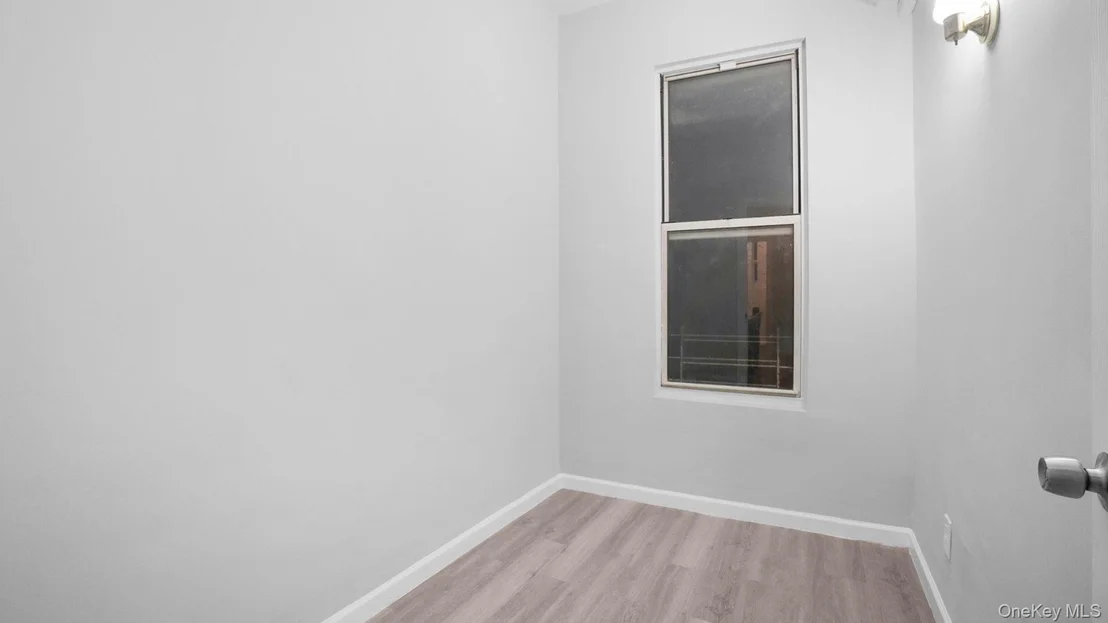 Photo of 2448 Webb Avenue