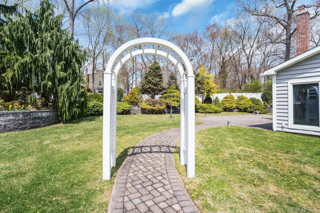 Photo of 39 McLane Drive