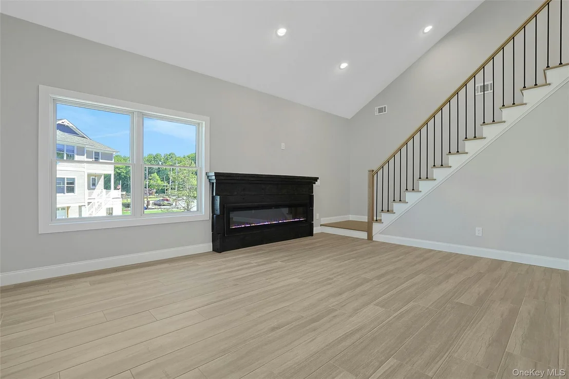 Photo of 74 Beach Road