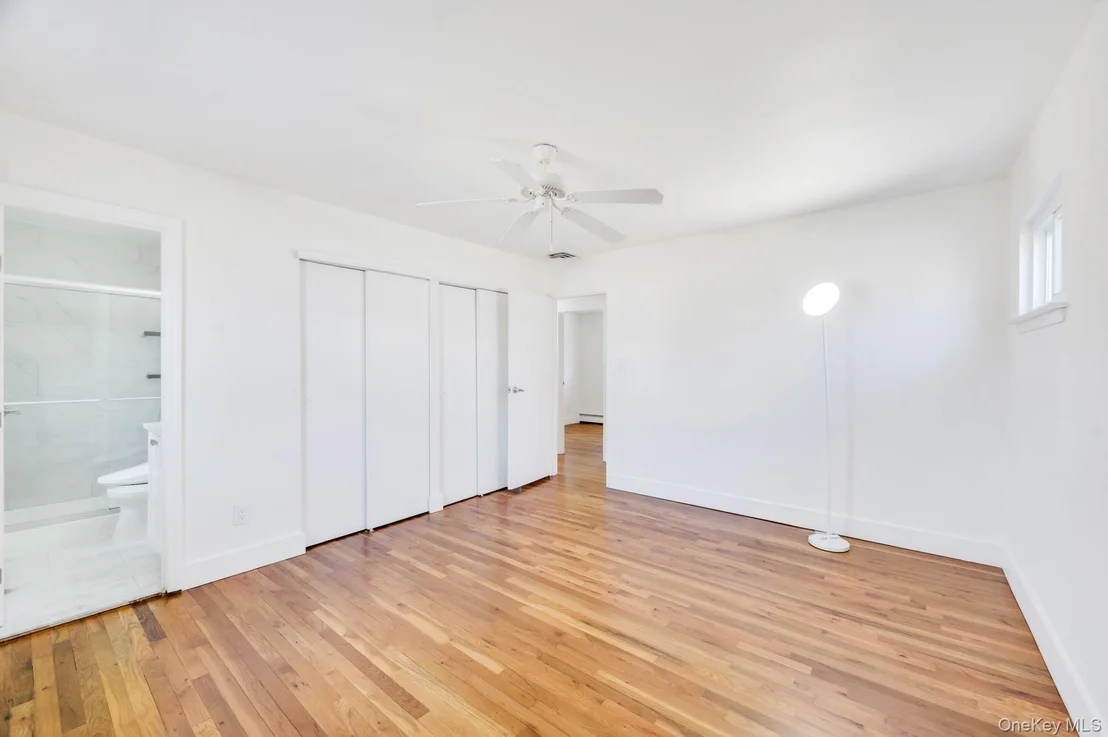 Photo of 10 Sutton Place