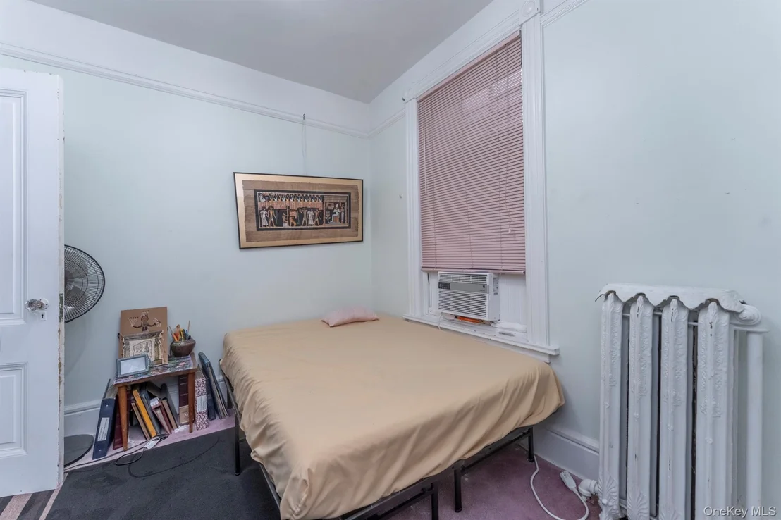 Photo of 156 Hunter Street