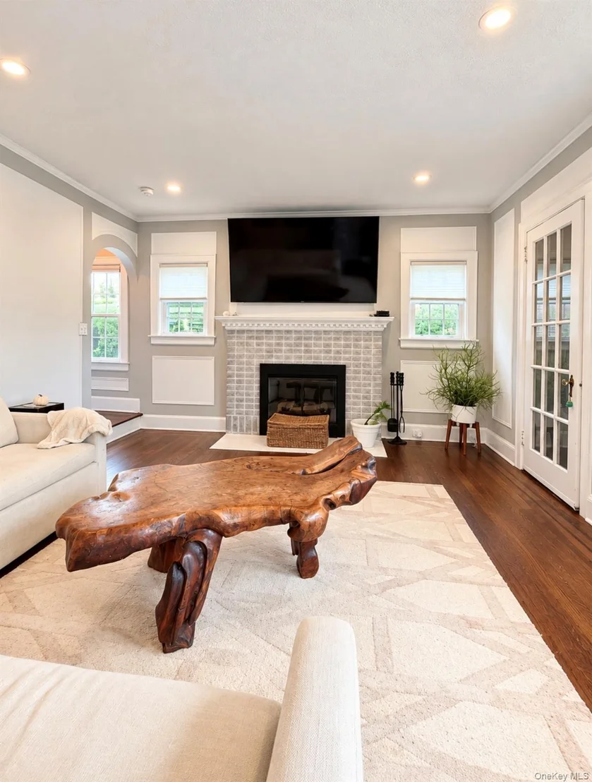 Photo of 437 Third Avenue
