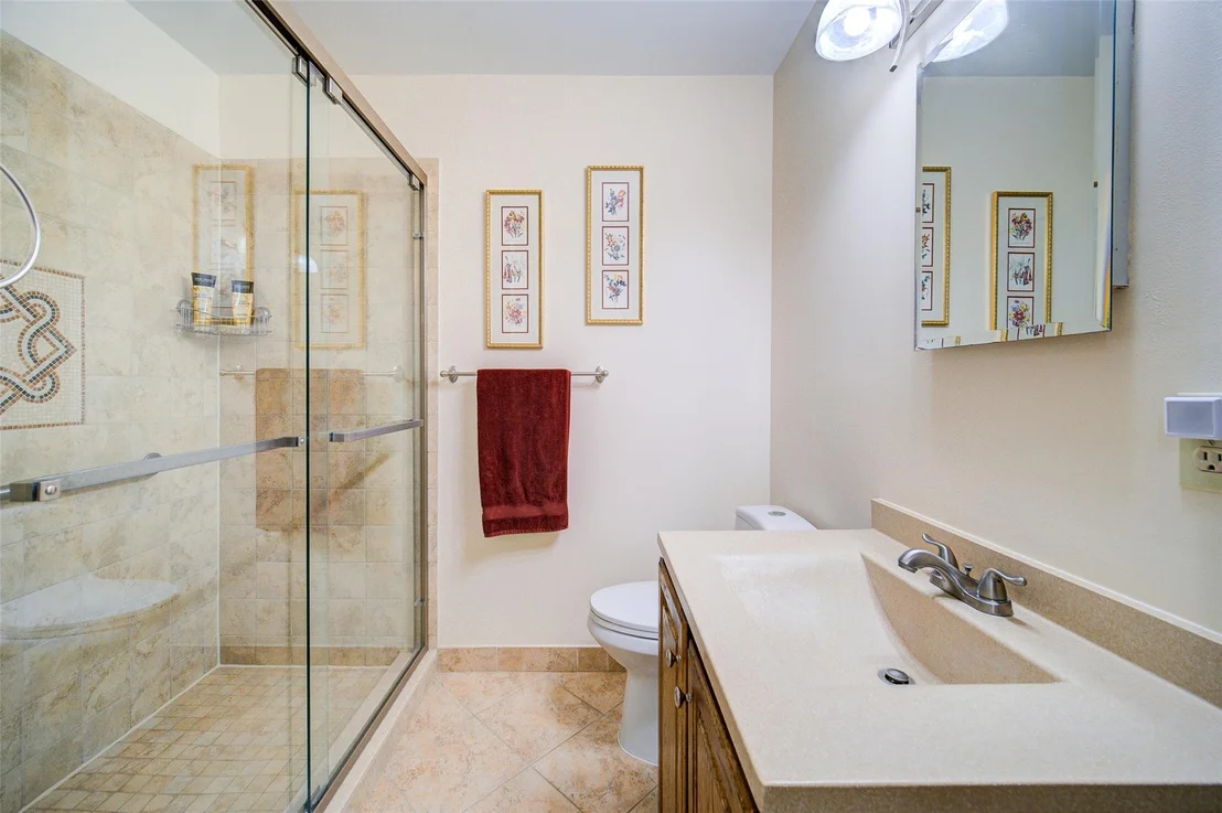 Photo of 125 Fairways Crescent