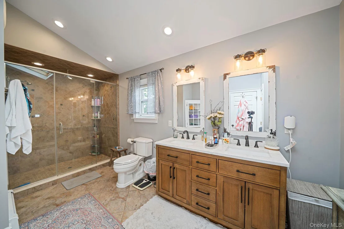 Photo of 4 Sharon Drive