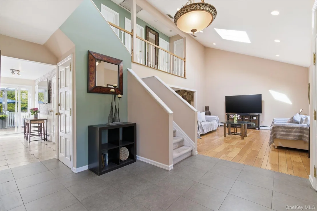 Photo of 12 Pond Drive