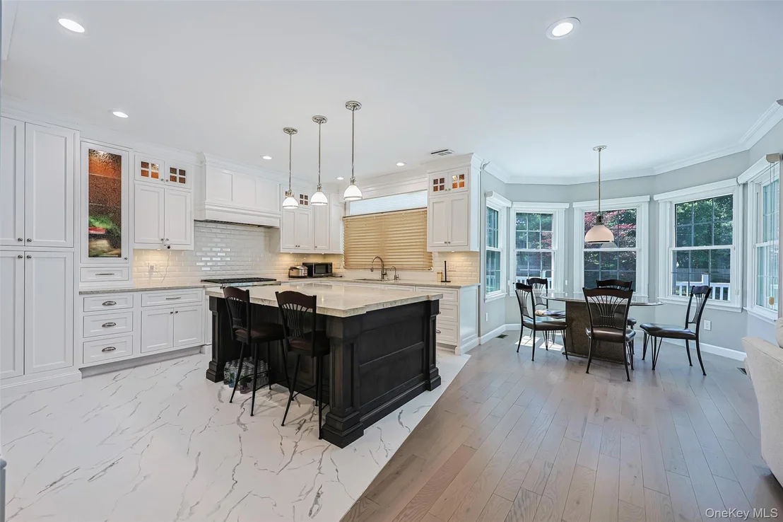 Photo of 8 Parkview Drive