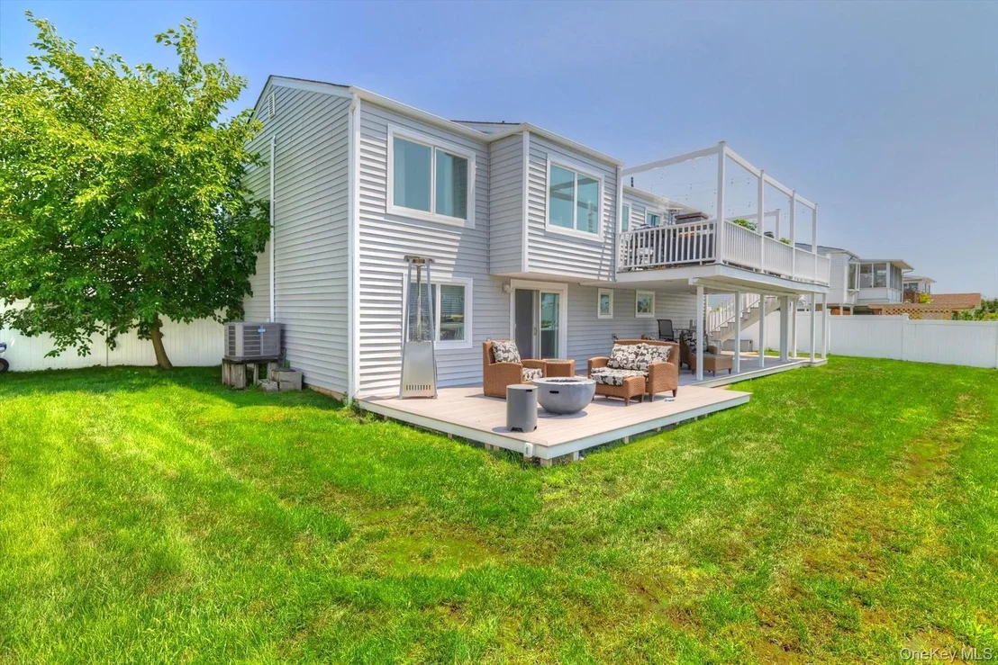 Photo of 3784 Carrel Boulevard
