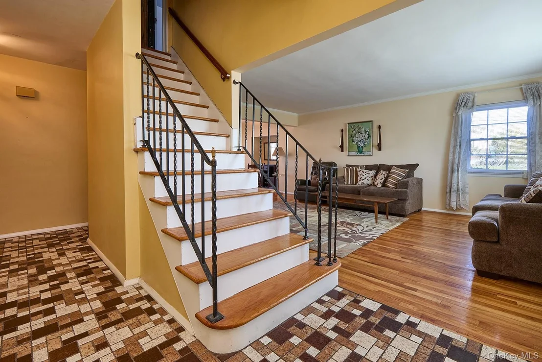 Photo of 1068 Ashley Drive