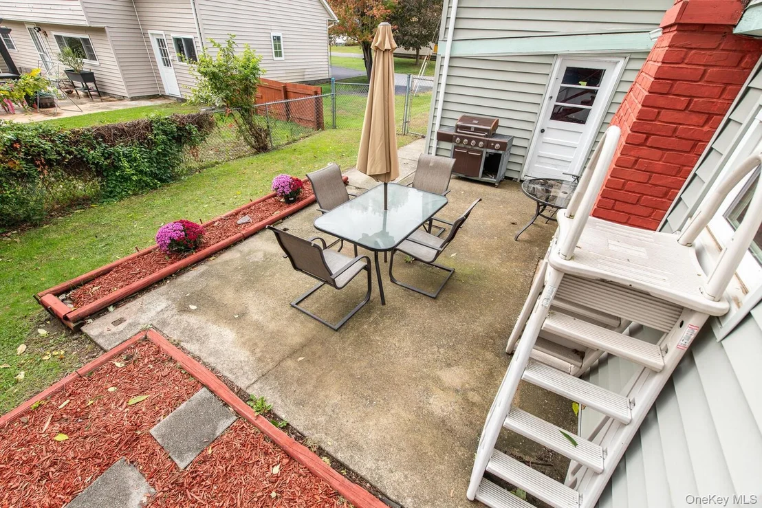 Photo of 4 Edgewood Drive