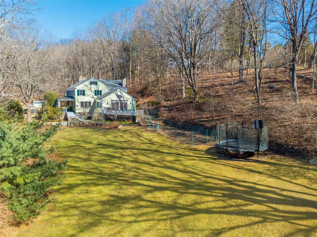 Photo of 10 Whippoorwill Road
