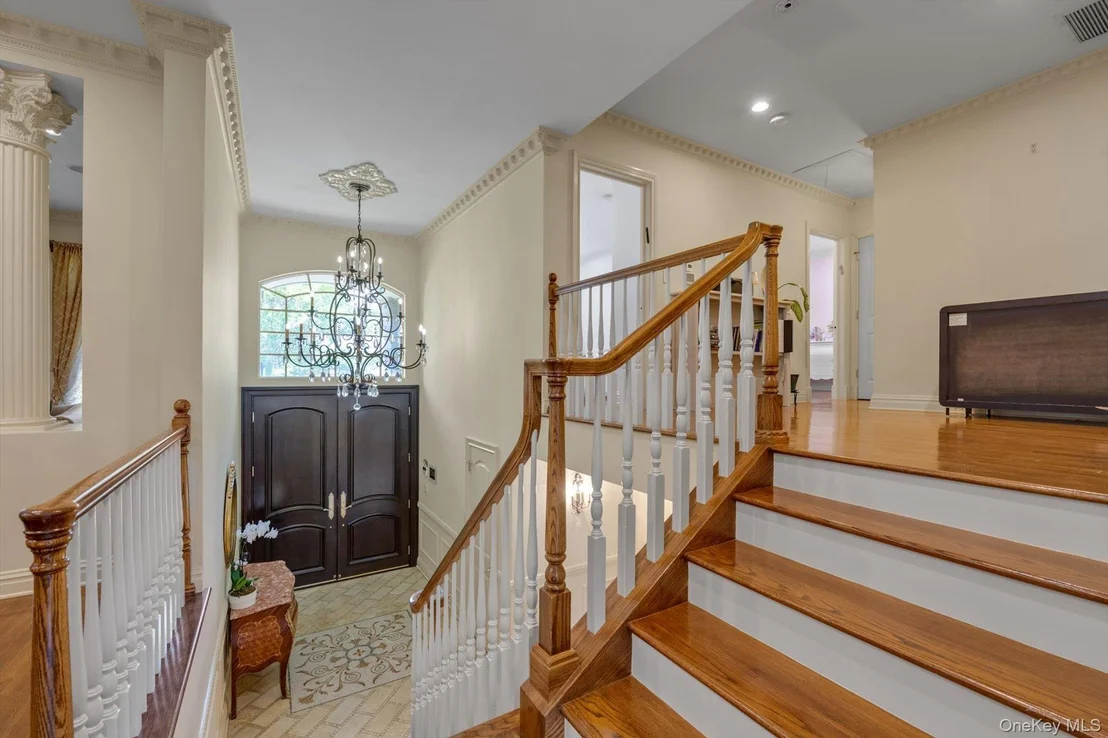 Photo of 760 Hillcrest Place