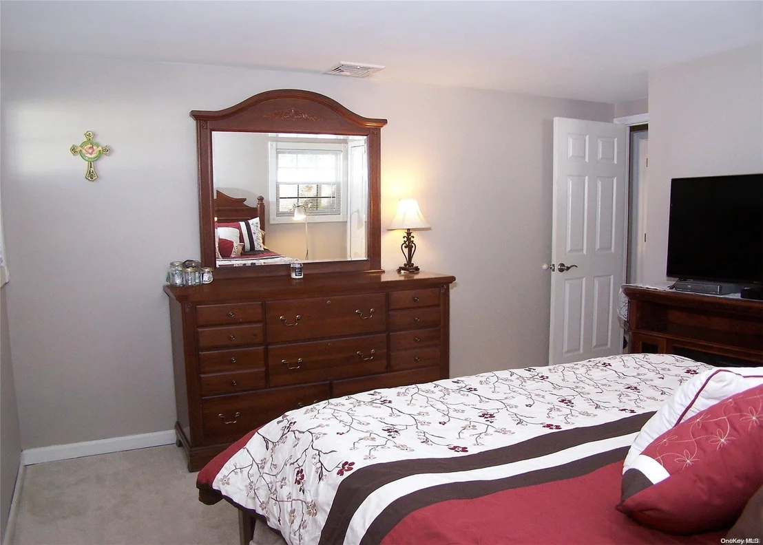 Photo of 21 Riviera Drive