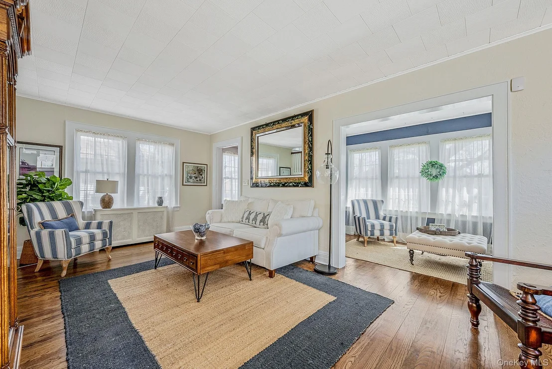 Photo of 33 Harding Avenue