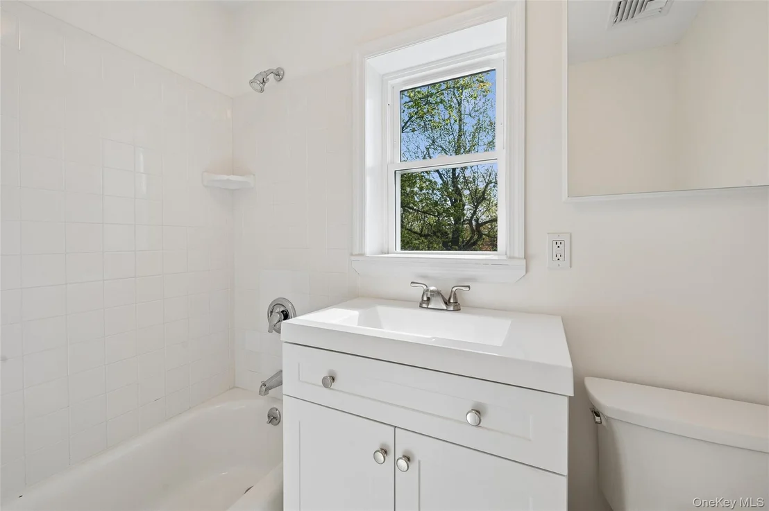 Photo of 57 Juniper Avenue