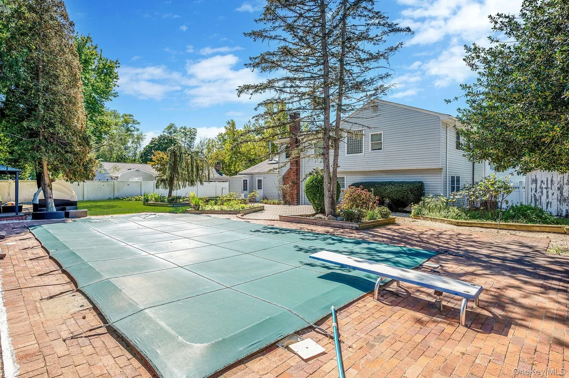 Photo of 19 Dumond Place
