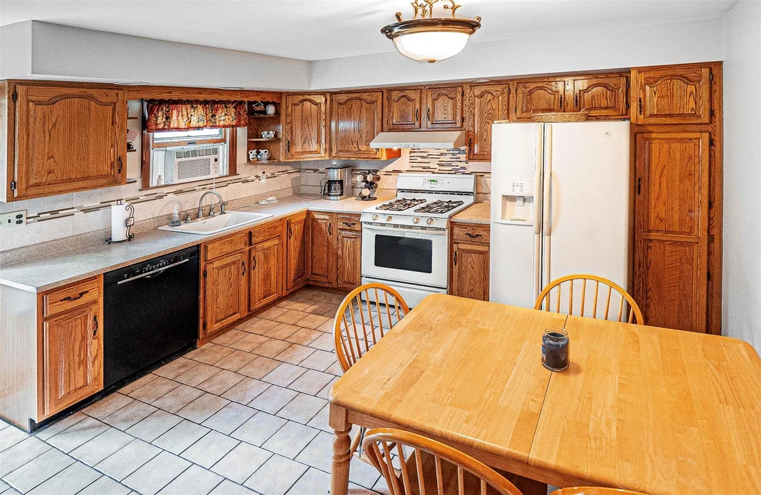 Photo of 68 Southside Drive
