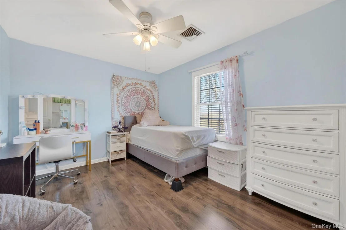Photo of 72 Brookside Lane