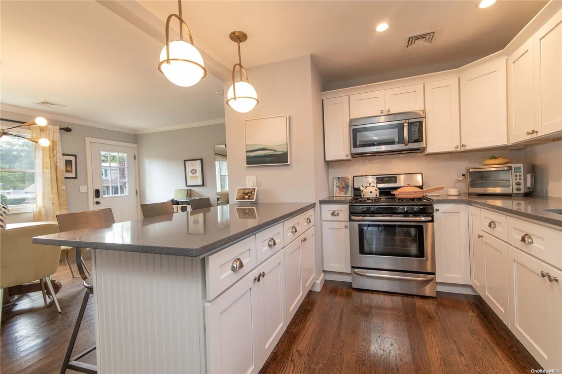 Photo of 107 Corey Avenue