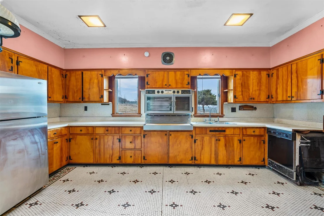 Photo of 114 Windsor Highway