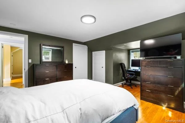 Photo of 1475 Elm Street