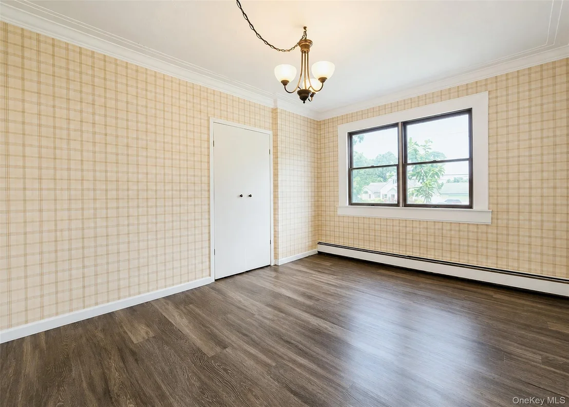 Photo of 46 Peconic Street