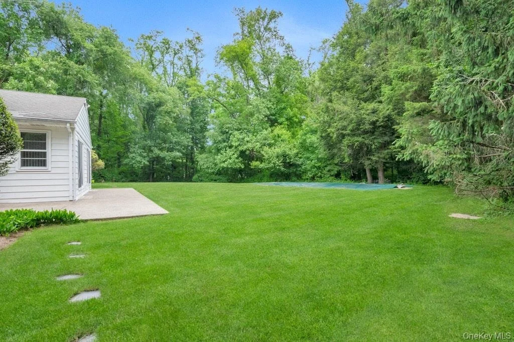 Photo of 6 Birch Grove Drive