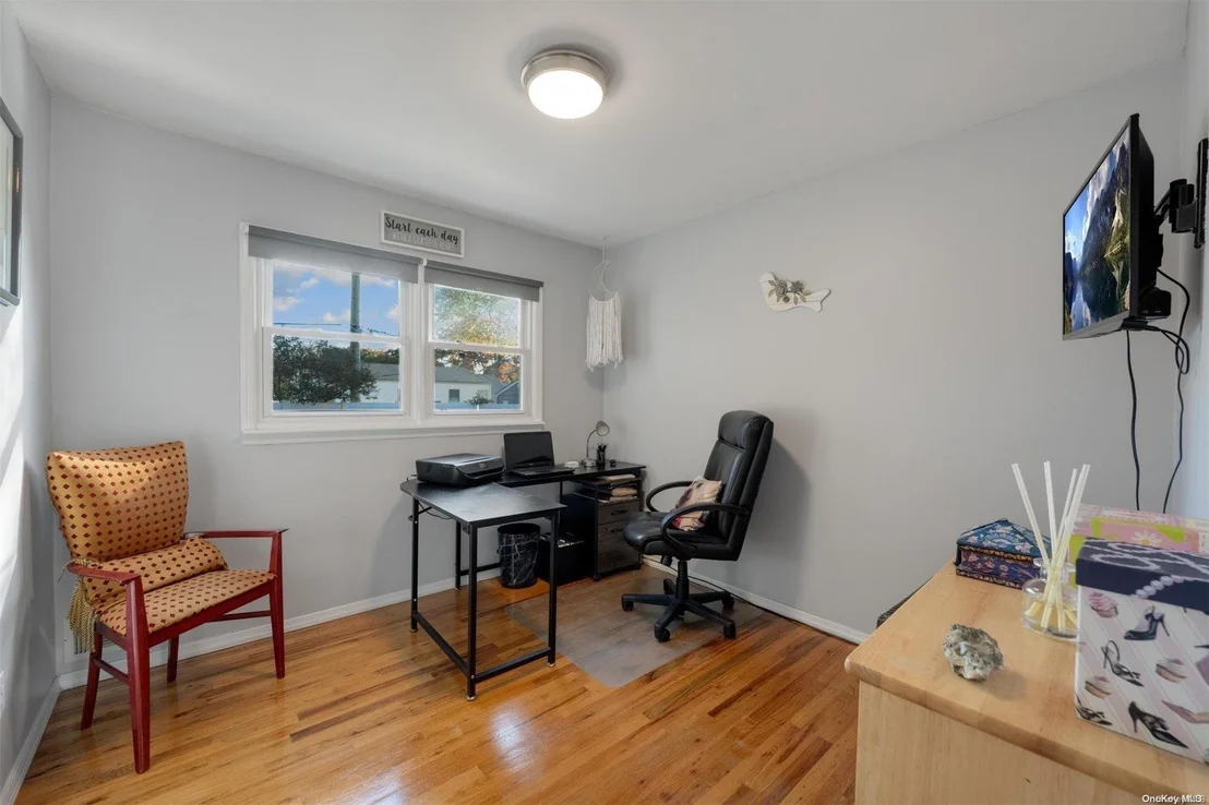 Photo of 36 Calvert Avenue