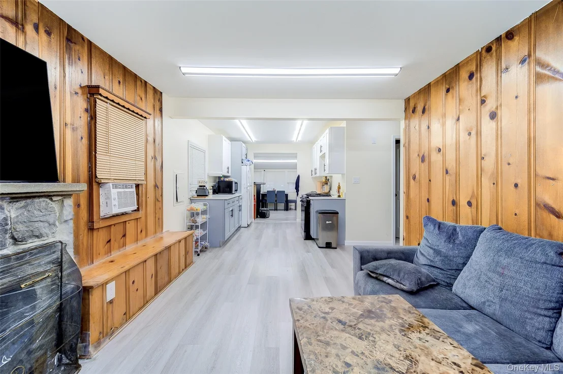 Photo of 18 Paradise Trail