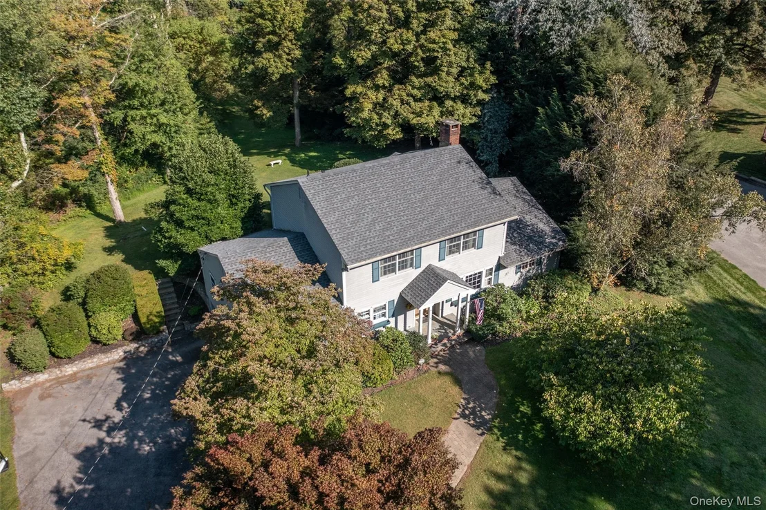 Photo of 102 Stream Lane