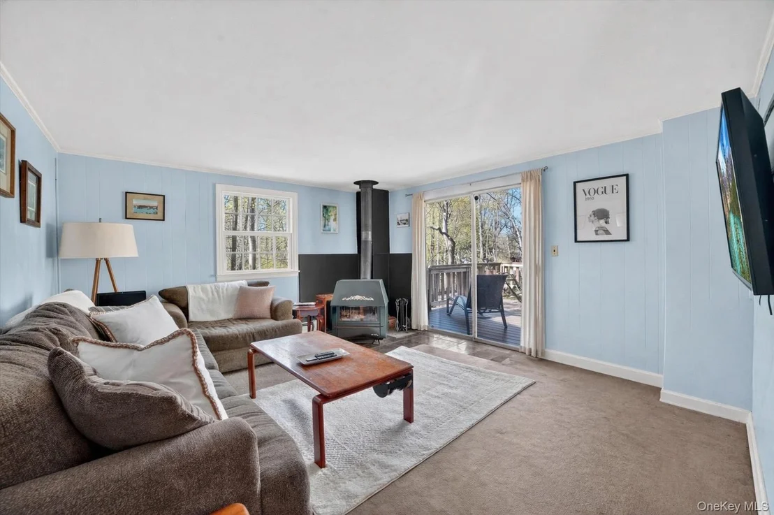 Photo of 11 Canada Hill Drive