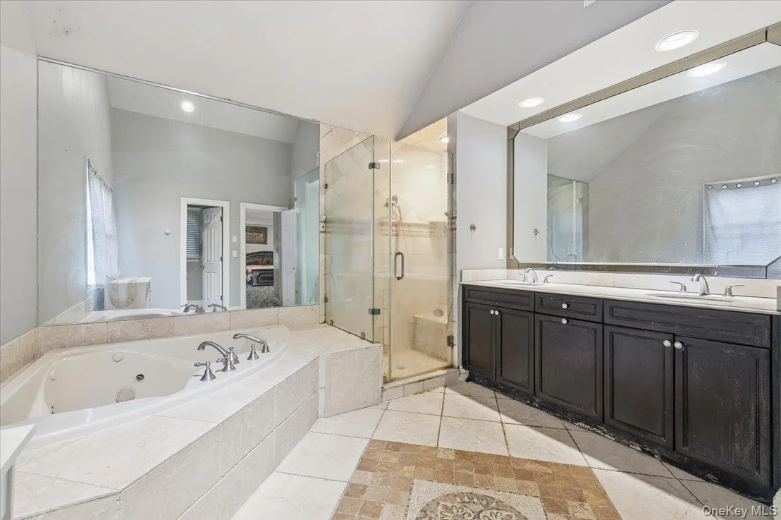 Photo of 21 Astor Avenue