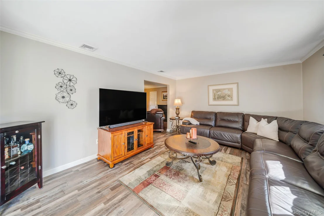 Photo of 7 Hemlock Road